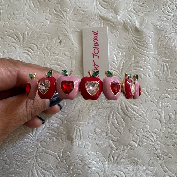 Betsey Johnson Crystal Apple Bangle Bracelet - Picture 4 of 4